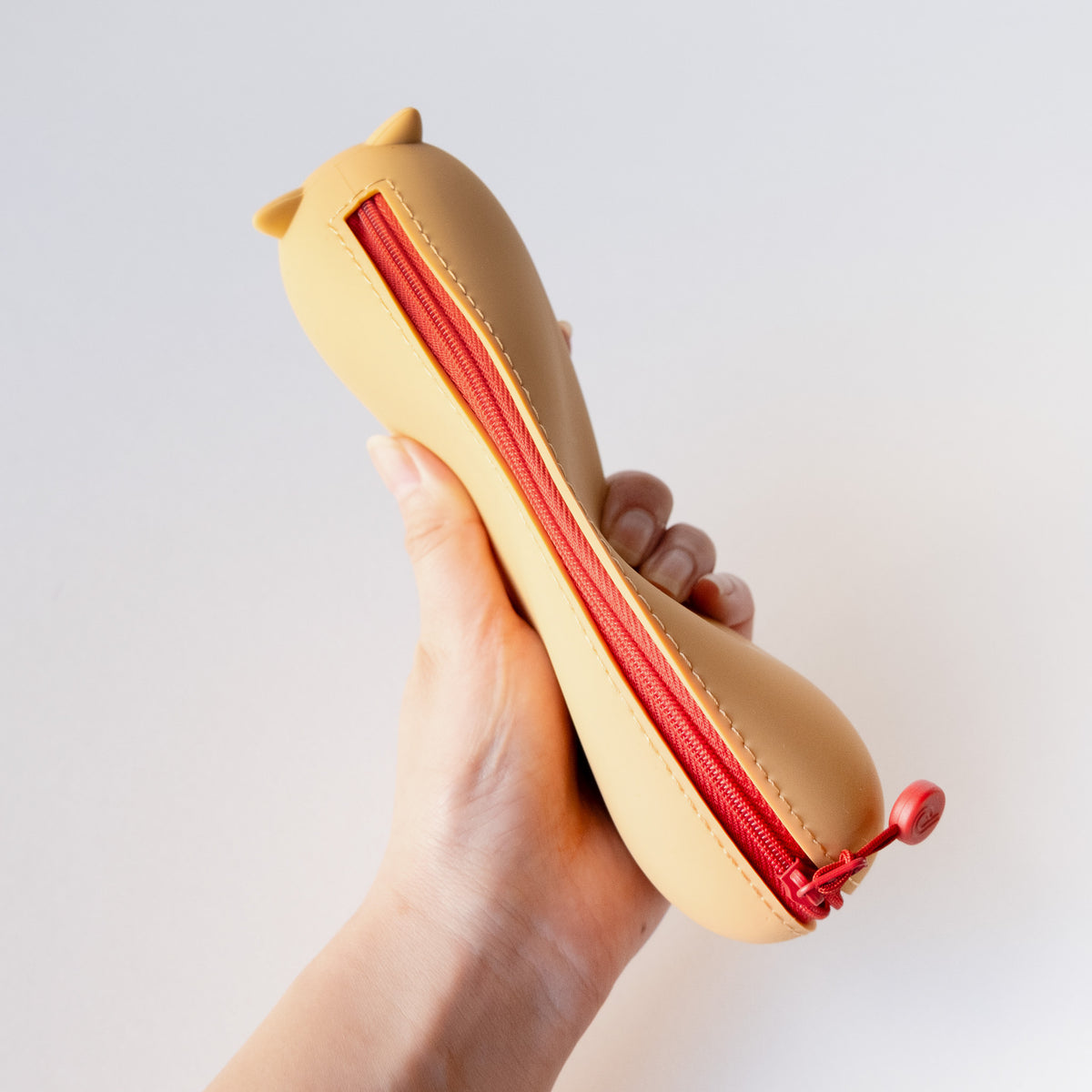 PuniLabo Lying Pen Pouch