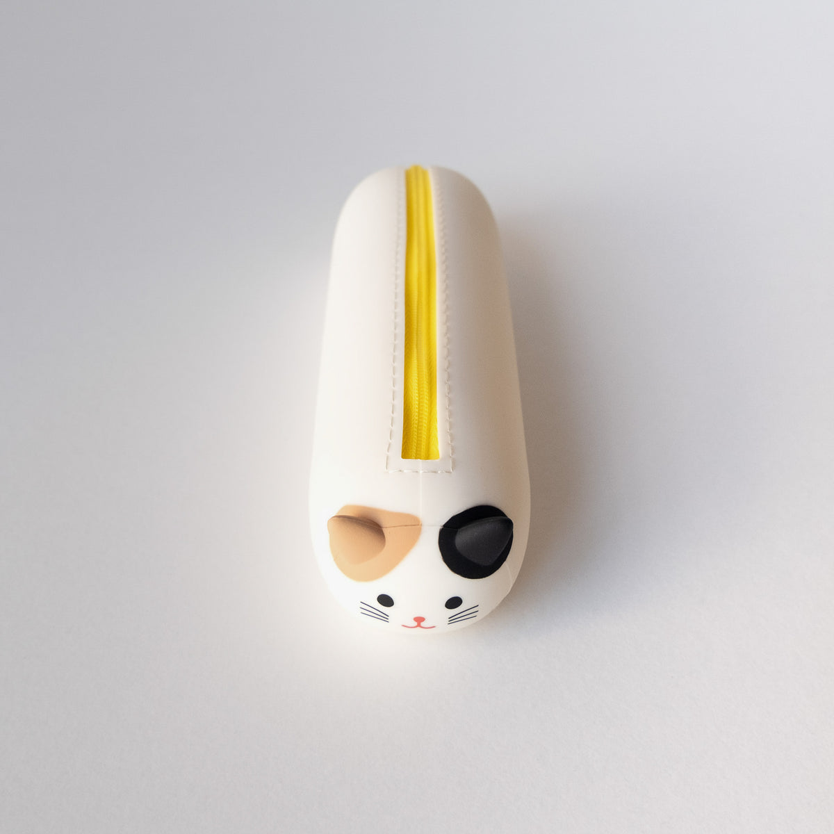 PuniLabo Lying Pen Pouch