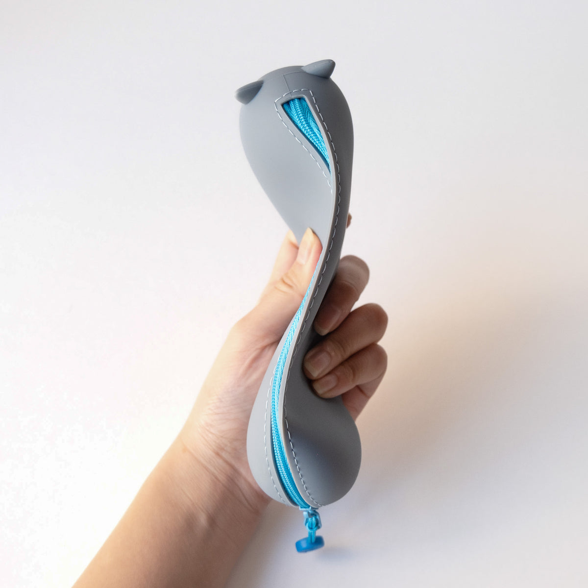 PuniLabo Lying Pen Pouch