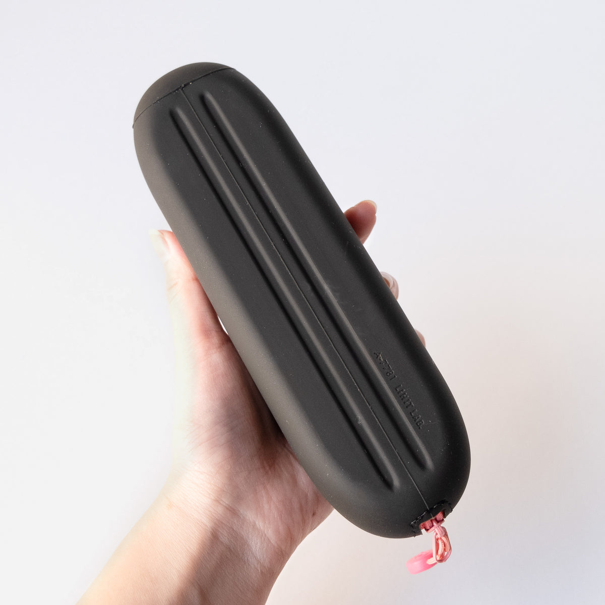 PuniLabo Lying Pen Pouch